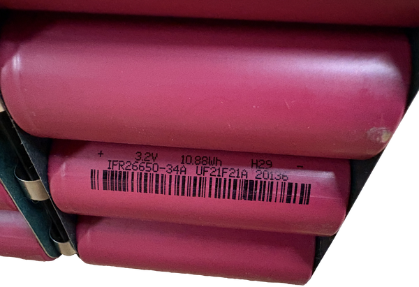 12.8v 34ah 435.2wh LifePo4 Battery with BMS