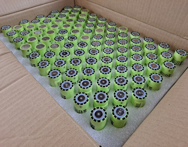 Box of 100 A123 26650 3.2v 2500mah ANR26650M1B Cells