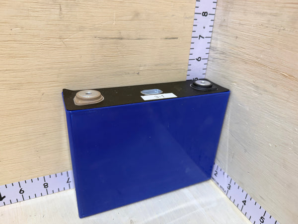 Used 3.2V 100Ah 320Wh LiFePO4 Prismatic Cells