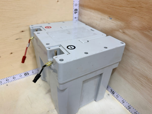 10x8x9 Battery Enclosure