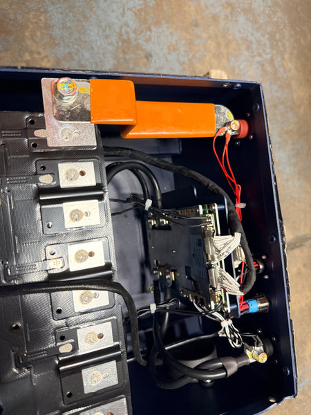 Used LiFePO4 Battery Pack – 0V – BMS May Work + Good Enclosure (Parts / Repair)