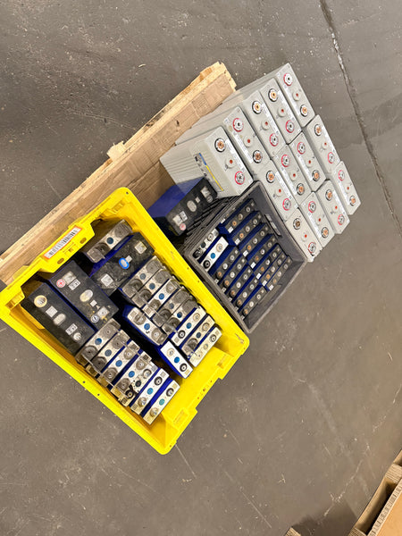 48x Used Prismatic LiFePO4 Cells – Parts / Repair (Mostly 0V)