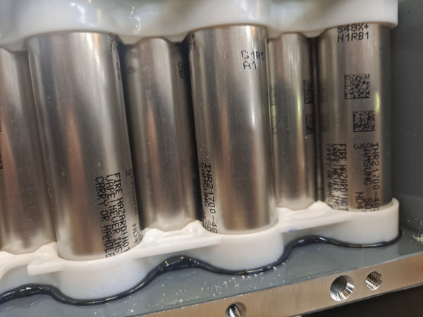 6x 71.6v 120ah 8.592kwh Lithium Ion - 2170 4800mah Cells - 51.55kWh