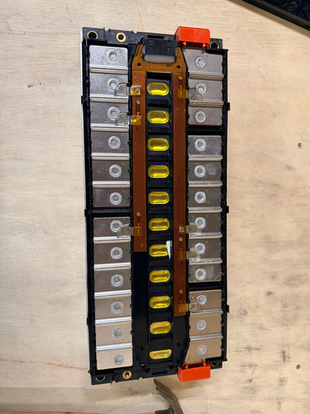 New 14.6V 126Ah 1.84kWh Lithium Ion Battery
