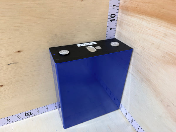 Overstock 3.2V 314Ah 1005Wh LiFePO4 Prismatic Cells