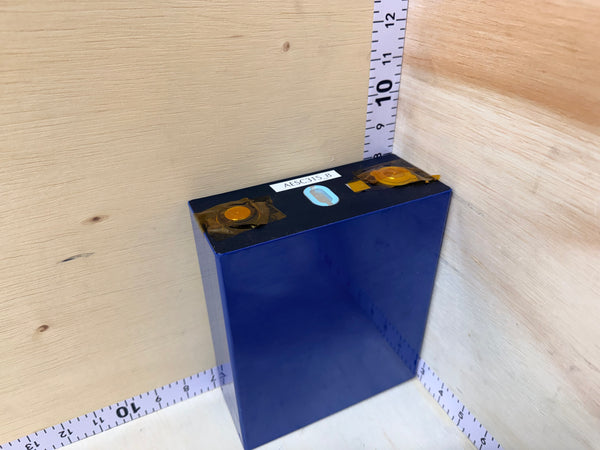 Overstock 3.2V 315Ah 1008Wh LiFePO4 Prismatic Cells