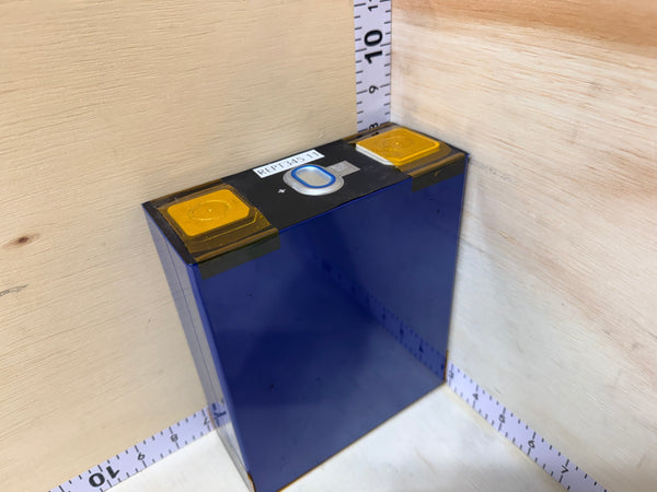 Overstock 3.2V 345Ah 1104Wh LiFePO4 Prismatic Cells