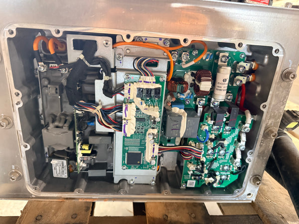 10kW Kelvin BTMS Battery Thermal Management System - 400-800V HV Liquid Cooling/Heating Chiller Unit