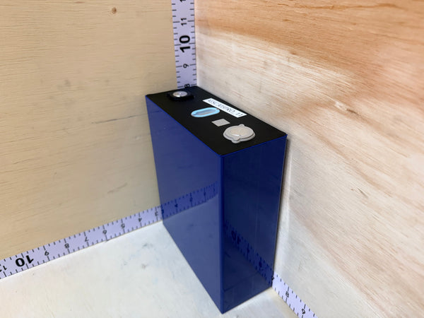 4x Overstock 3.2V 305Ah 976Wh LiFePO4 Prismatic Cells