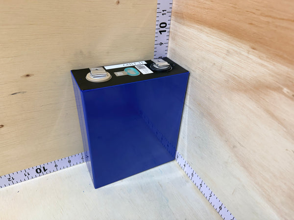 Overstock 3.2V 306Ah 979Wh LiFePO4 Prismatic Cells