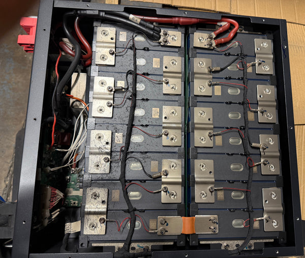 1x 51.2v 100ah + 1x 12.8v 400ah Lifepo4 Rack Mount
