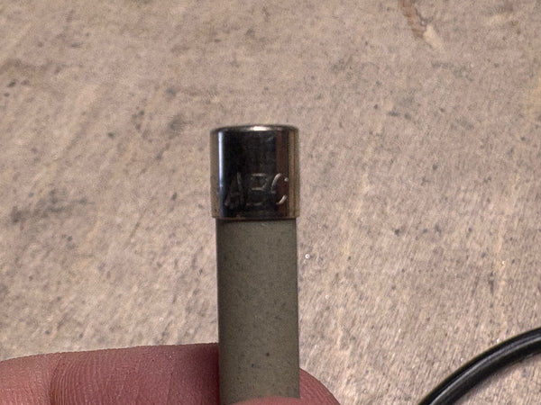Powerpole Connector + 16 Gauge Wire + 10a Fuse