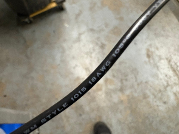 Connector + 18 Gauge Wire + 1a Fuse