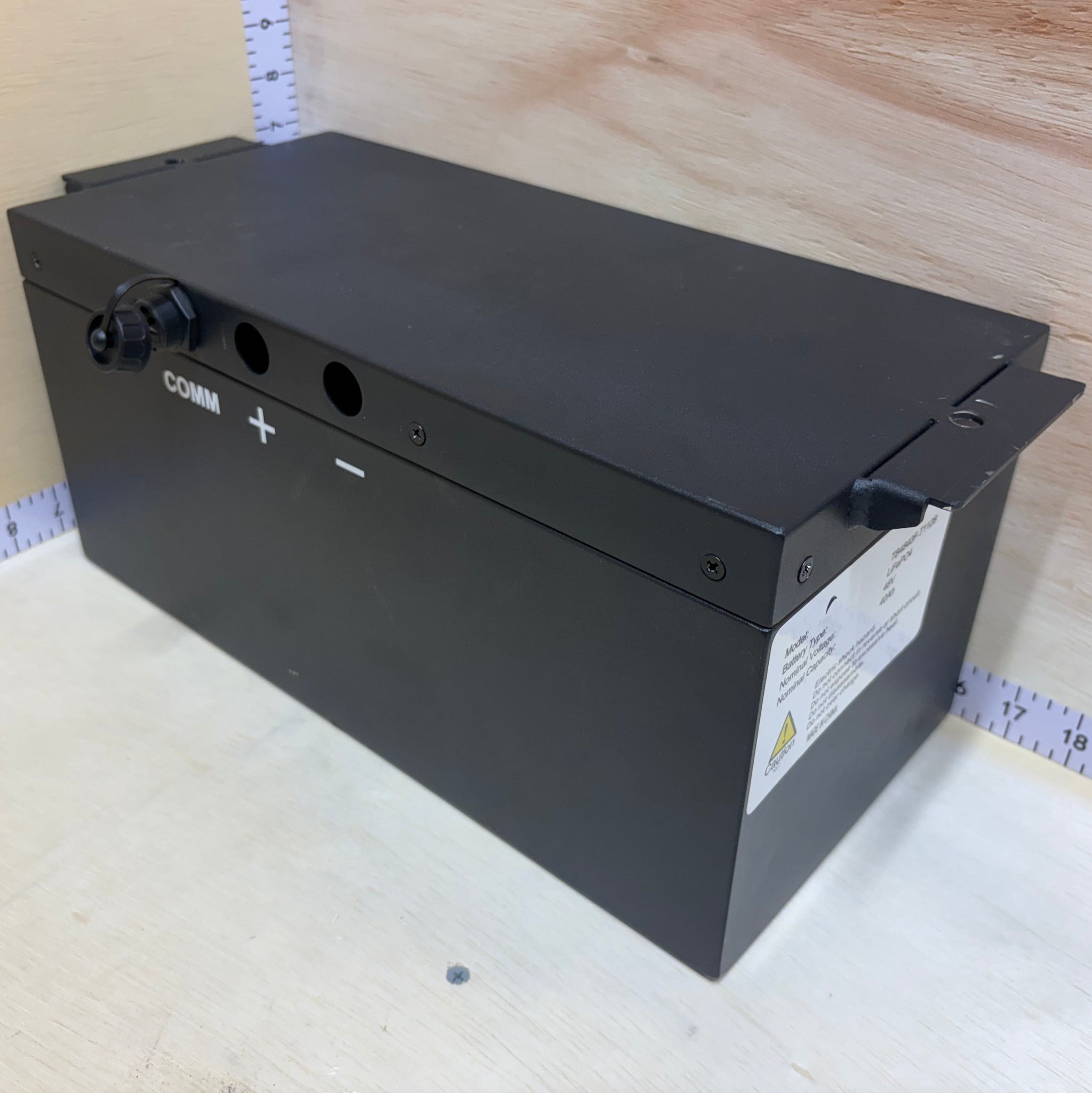 17x7x7 Metal Enclosure With Lid