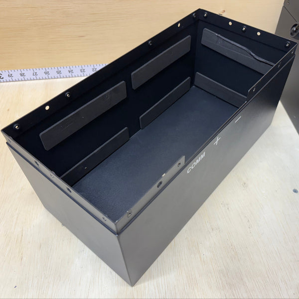 17x7x7 Metal Enclosure With Lid