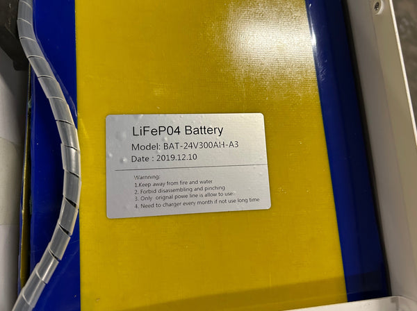 2x 25.6v 300ah 7.68kWh Lifepo4 Batteries with Metal Enclosures