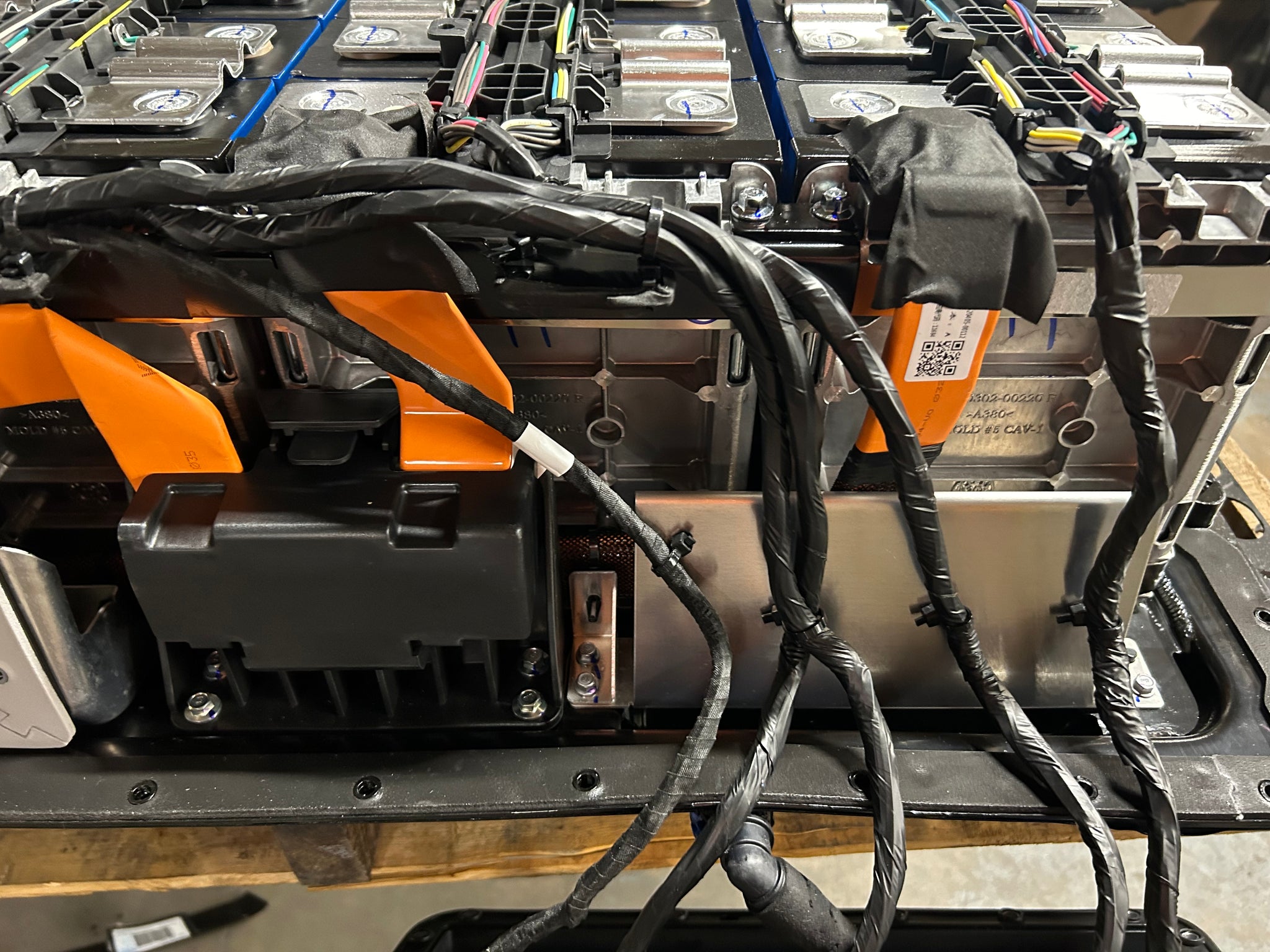 桐箱 280×280×338 52x 3.2v 280ah Lifepo4 Cells - 166v 280ah 46kWh - $20/kWh