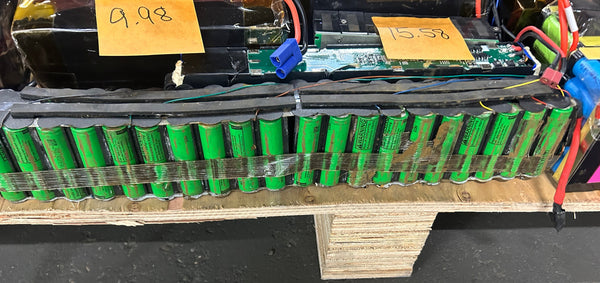 341 pound pallet Of Mixed Lithium Ion 18650 Batteries