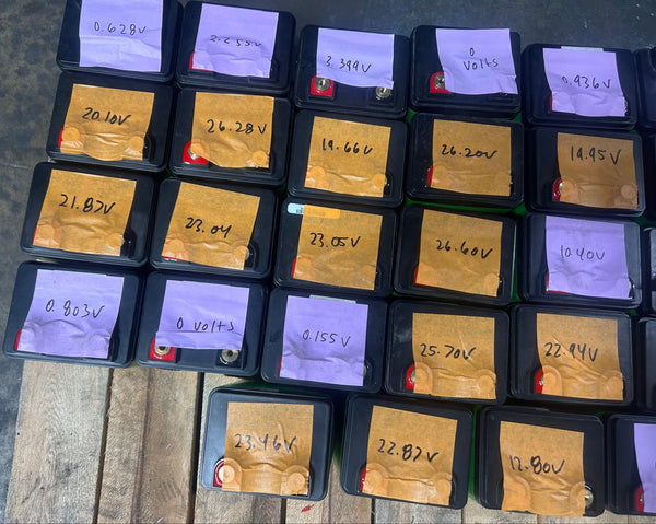 42x 12v 24v Lifepo4 K2 Modules with BMS