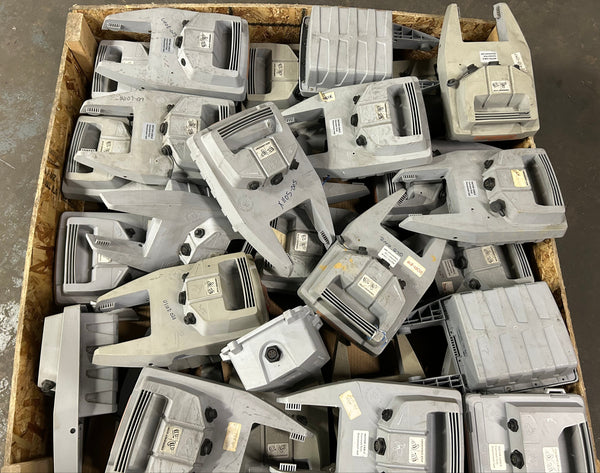 910 lbs Pallet of Electric Boat Motor Batteries - Parts/Repair