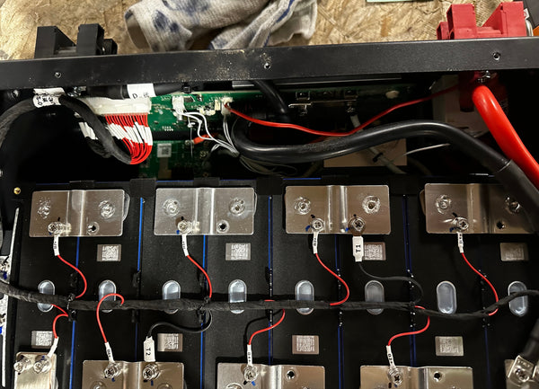1x 51.2v 100ah, 1x 48v 100ah, 1x 25.6 200ah Lifepo4 Rack Mount