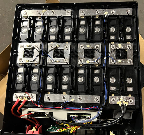 2x 25.6v 200ah 5.12kWh Lifepo4 Rack Mount