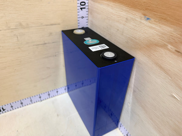 Used 3.2V 314Ah 1005Wh LiFePO4 Prismatic Cells