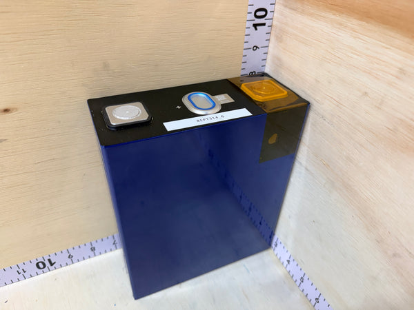 Overstock 3.2V 314Ah 1005Wh LiFePO4 Prismatic Cell