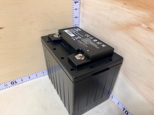 Used 25.6V 25.6Ah 655Wh LiFePO4 Battery Pack