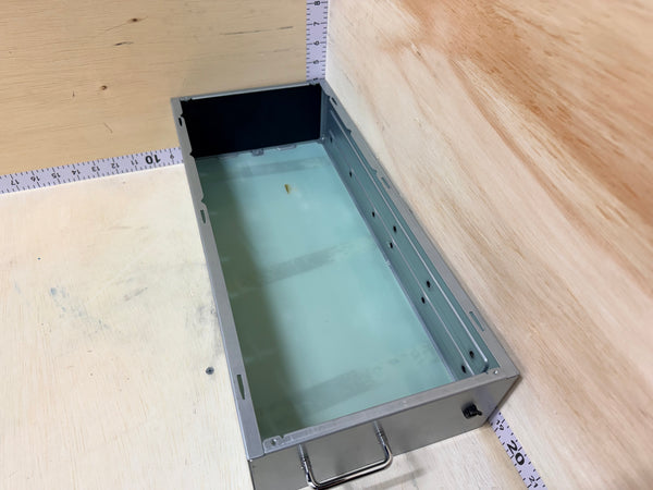 18.5x8.5x4 Metal Enclosure With Lid