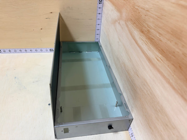18x8x3 Metal Enclosure With Lid