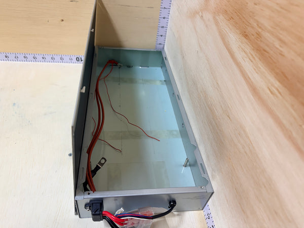 18x8x3 Metal Enclosure With Lid