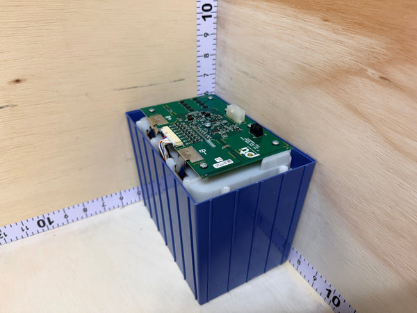 Used 25.6V 21.6Ah 553Wh LiFePO4 Battery