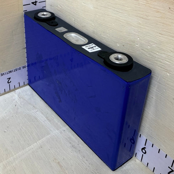 Used 3.2V 20Ah 64Wh LiFePO4 Prismatic Cells