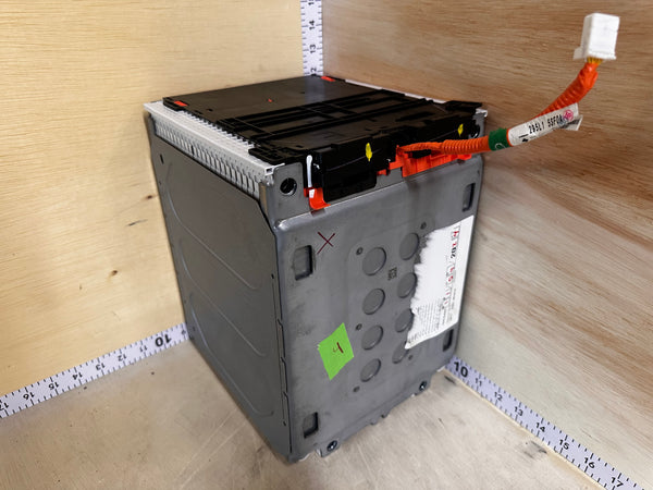 1 Nissan Leaf 9s 33.3v 168ah 5594wh Module and 5 Nissan Leaf 4s 14.8v 168ah 2486wh Modules - Needs BMS and Unbalanced