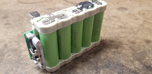 RYOBI P102 18V BATTERIES FOR PARTS/REPAIR