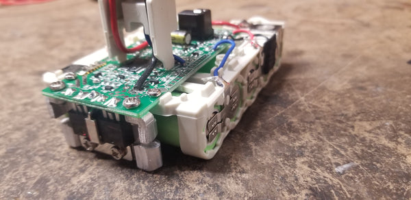 RYOBI P102 18V BATTERIES FOR PARTS/REPAIR