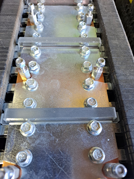 4p 200a BUSBAR FOR SPIM08HP 16ah - Copper/Steel