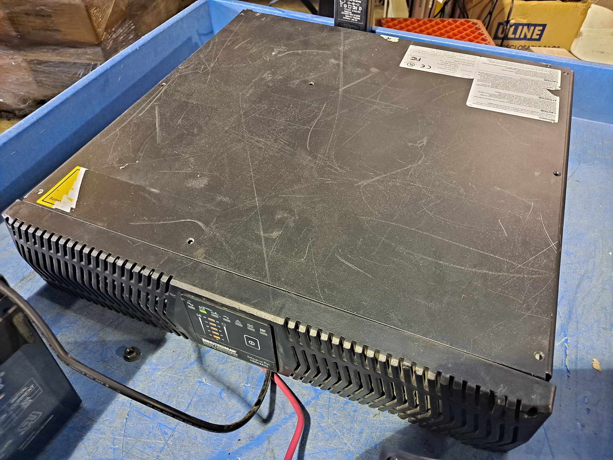 800w Off Grid Pure Sine Wave Inverter Minuteman E1000RM2U 1000VA 6 outlets