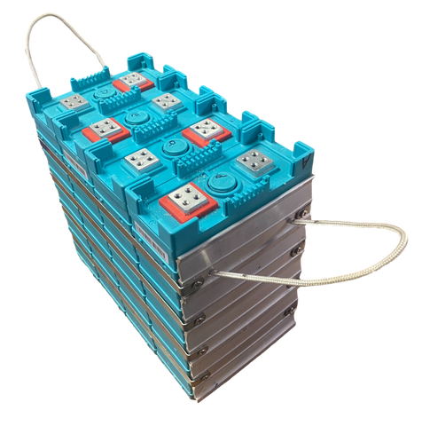 ZERO VOLTS - 4x Prismatic 3.2V 100Ah Cells!