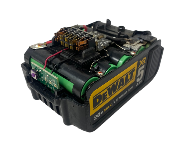 DEWALT DCB205 20V 5.0 AH 100WH for PARTS/REPAIR